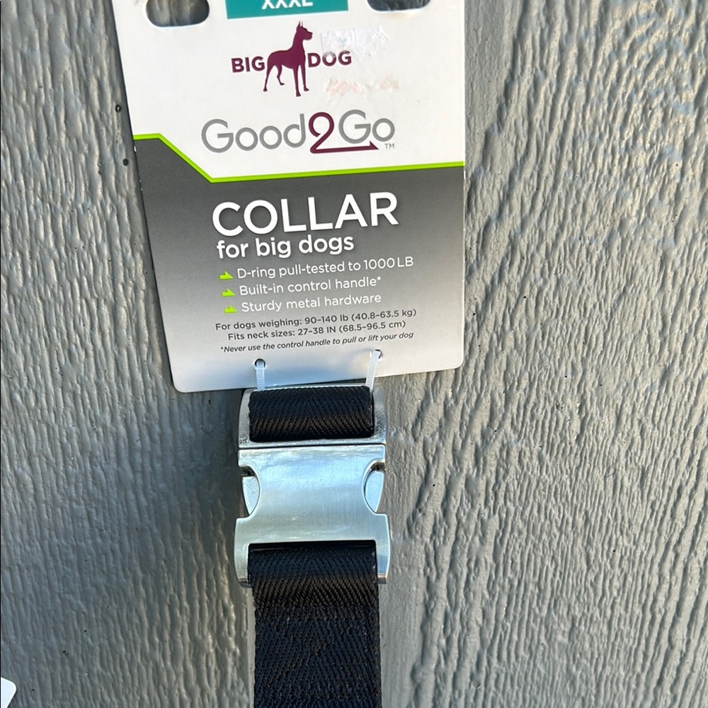 Good 2 go collar for big dogs.   XxL/xxxl. Nwts black.